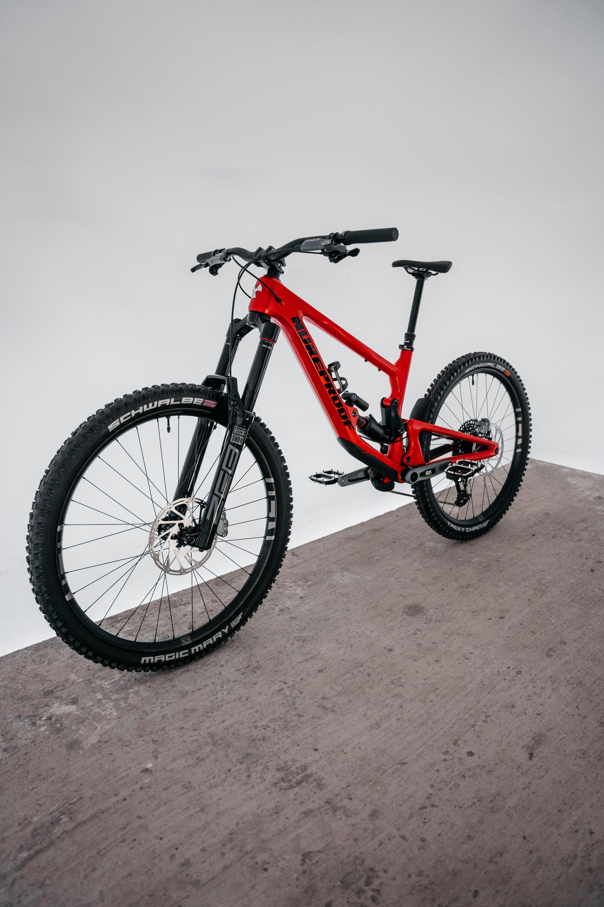 Nukeproof Giga Carbon (297-konfiguration).